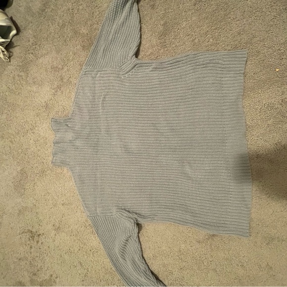 American Eagle Knit Sweater - Picture 4 of 4